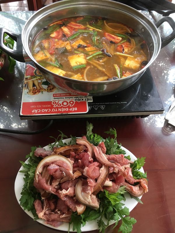 ベトナム「ベトナム」の写真：特に肉が美味しく、今まで食べたヤギ鍋では...