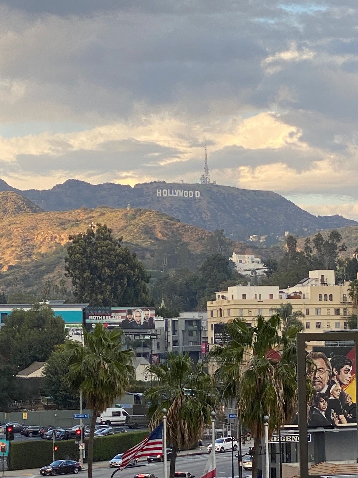 チャイニーズシアター、そしてバビロンの門。
ザ・ハリウッド、という場所でした。