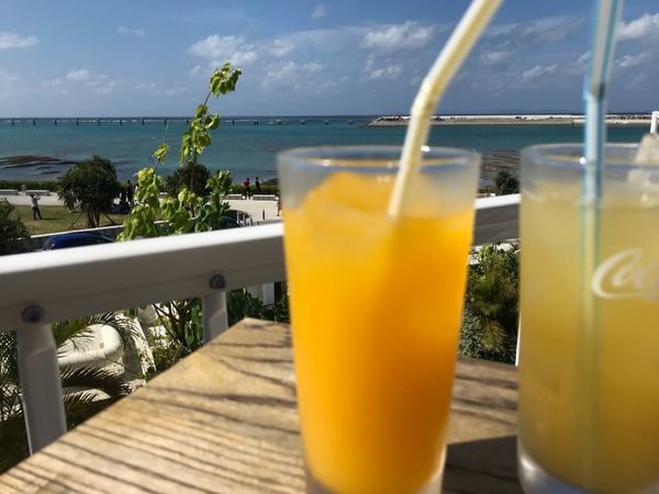 日本・沖縄「宮古島🐢夫婦旅行」の写真：那覇で乗り継ぎの飛行機が遅延したので、
...