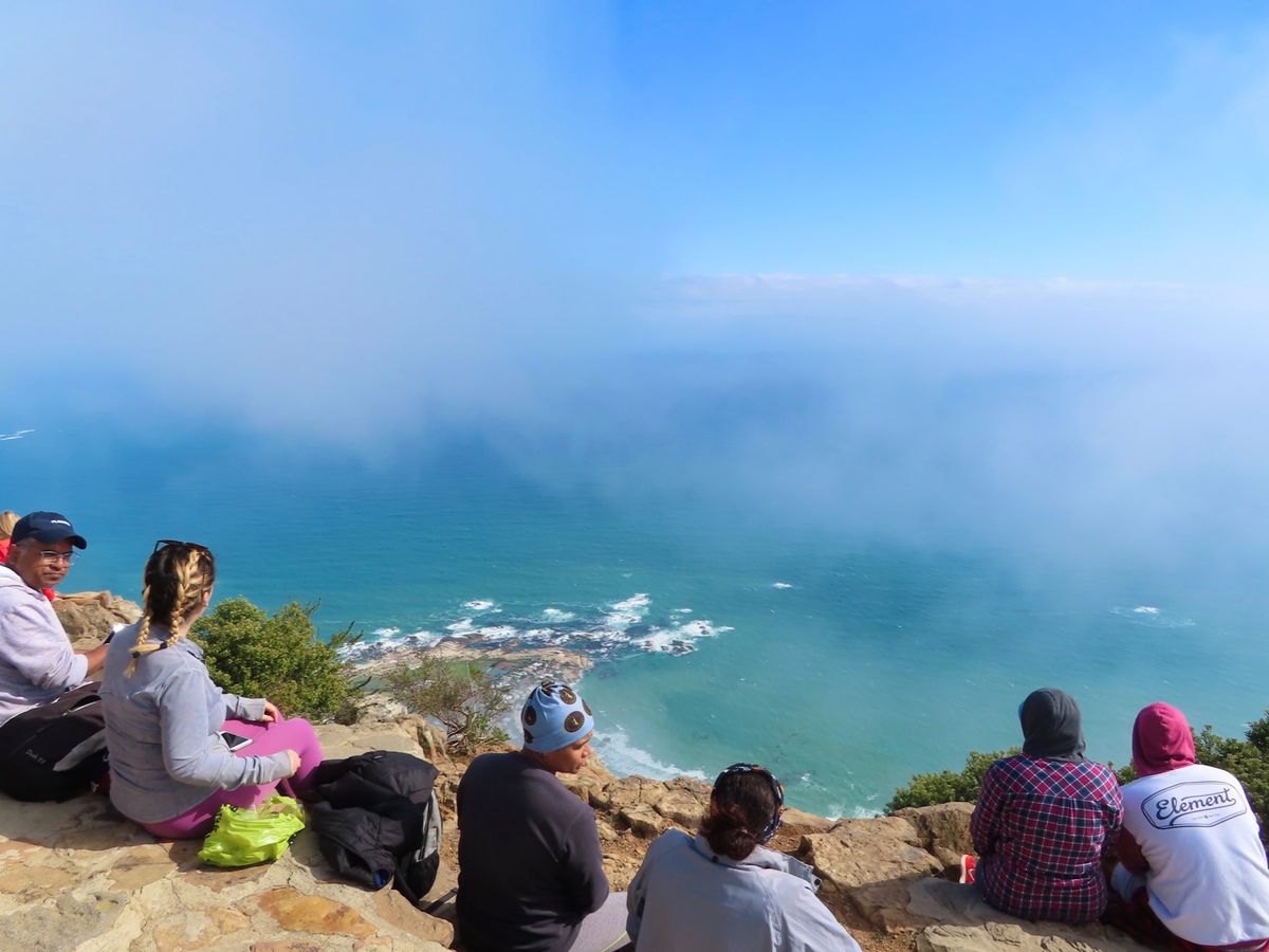 しつこいけど絶景すぎたので
ライオンズヘッド頂上からの眺めラスト

ところ...