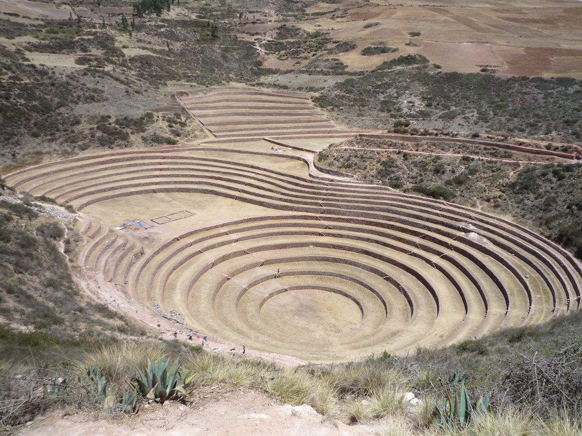 クスコからマチュピチュ行きの列車が出ているオリャンタイタンボまで、陸路での...