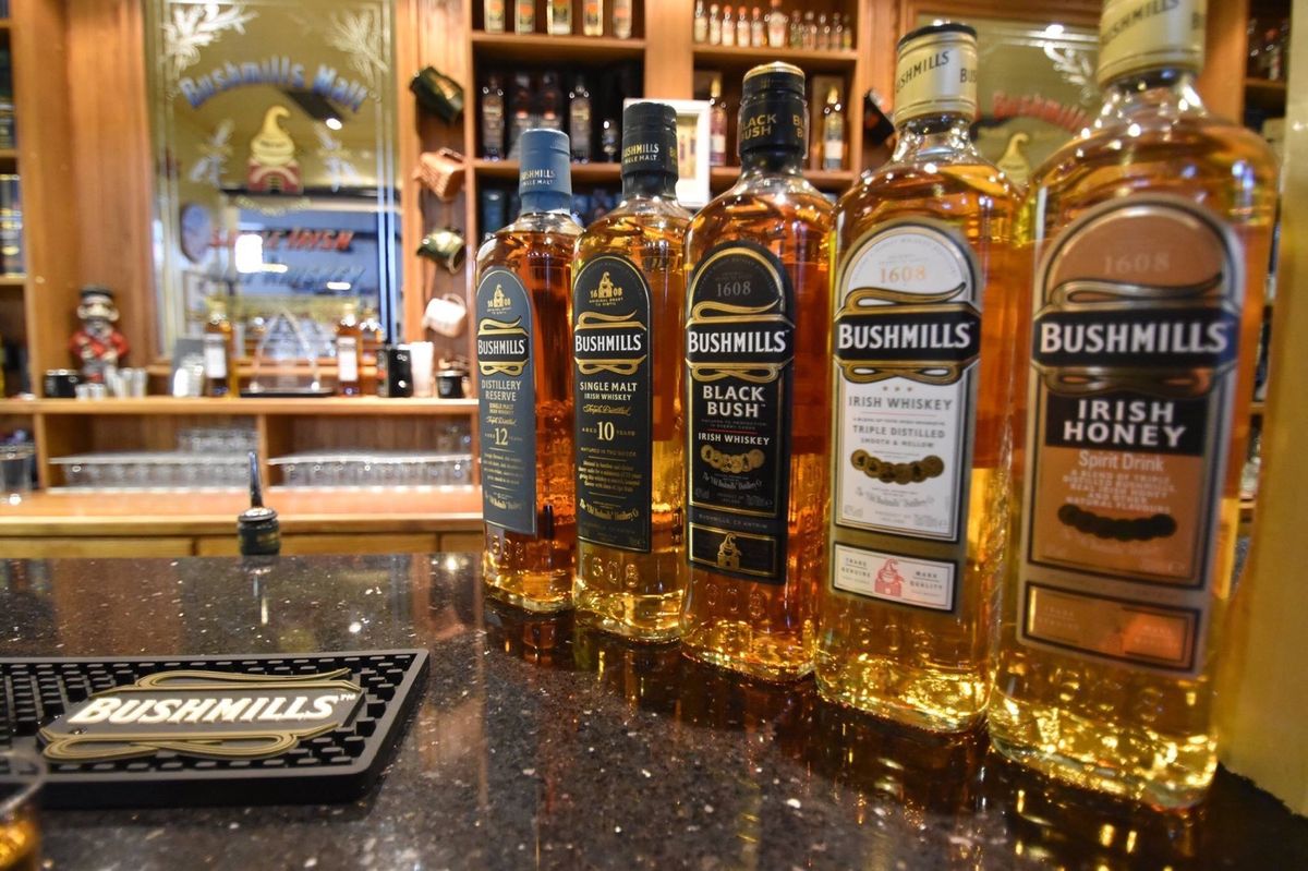 ブッシュミルズ酒造所。